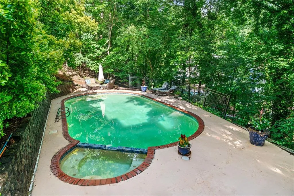 5105 Jett Forest Trail, Atlanta, Georgia 30327, 5 Bedrooms Bedrooms, ,4 BathroomsBathrooms,Residential,For Sale,5105 Jett Forest Trail,7568015