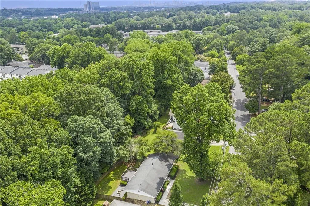 2070 Drew Valley Road Ne, Brookhaven, Georgia 30319, 3 Bedrooms Bedrooms, ,2 BathroomsBathrooms,Residential,For Sale,2070 Drew Valley Road Ne,7628914