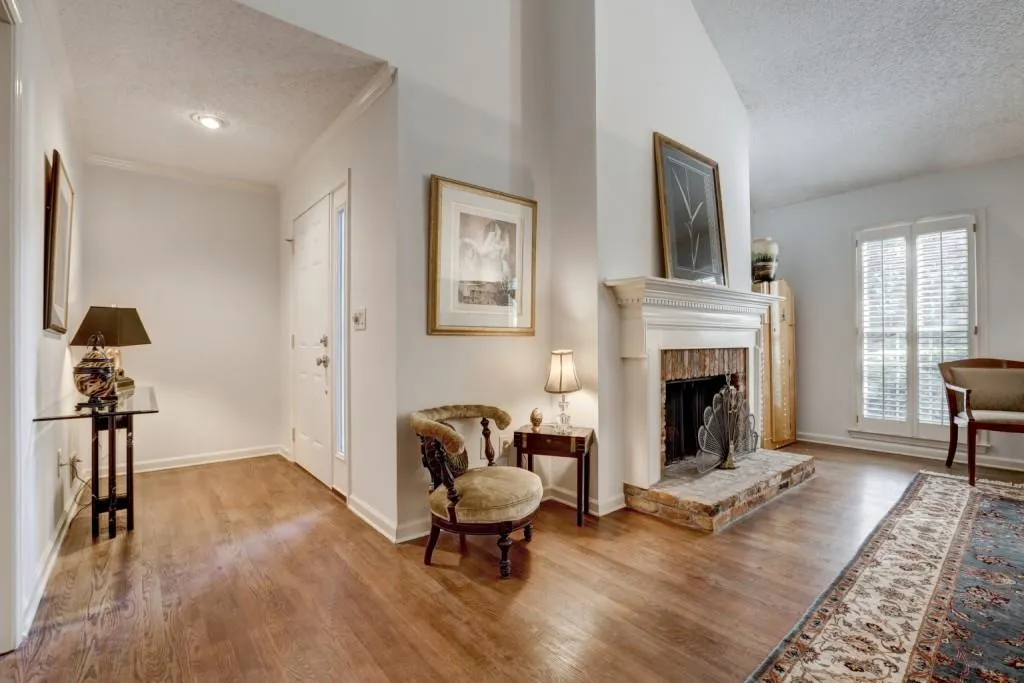 1716 Defoors Walk Nw Unit 1716, Atlanta, Georgia 30318, 3 Bedrooms Bedrooms, ,2 BathroomsBathrooms,Residential,Sold,1716 Defoors Walk Nw Unit 1716,5925578