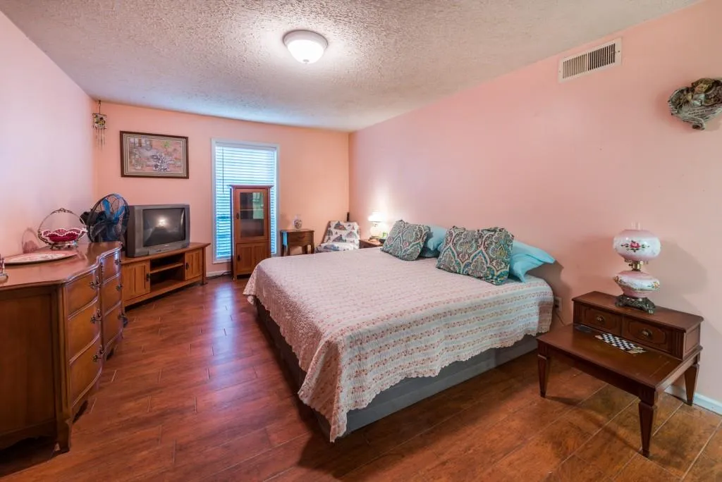 6851 Roswell Road Unit O12, Sandy Springs, Georgia 30328, 3 Bedrooms Bedrooms, ,2 BathroomsBathrooms,Residential,Sold,6851 Roswell Road Unit O12,5892296