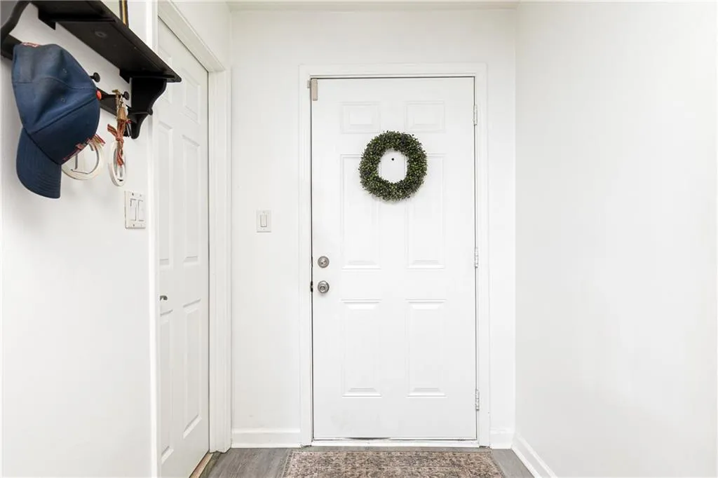 8204 Santa Fe Parkway, Atlanta, Georgia 30350, 2 Bedrooms Bedrooms, ,2 BathroomsBathrooms,Residential,Sold,8204 Santa Fe Parkway,7174040