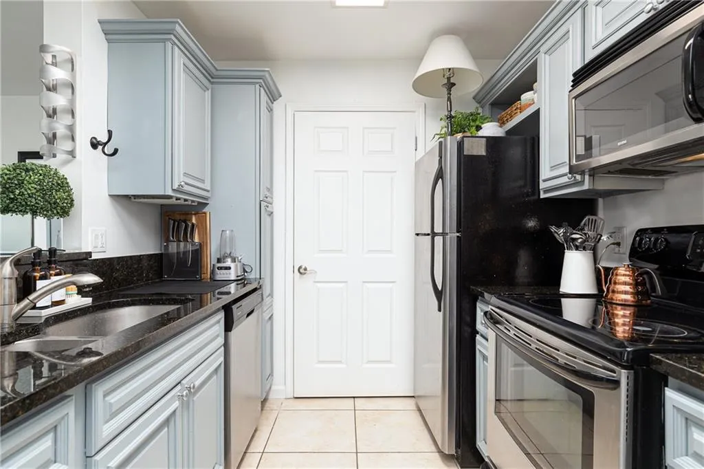 8204 Santa Fe Parkway, Atlanta, Georgia 30350, 2 Bedrooms Bedrooms, ,2 BathroomsBathrooms,Residential,Sold,8204 Santa Fe Parkway,7174040