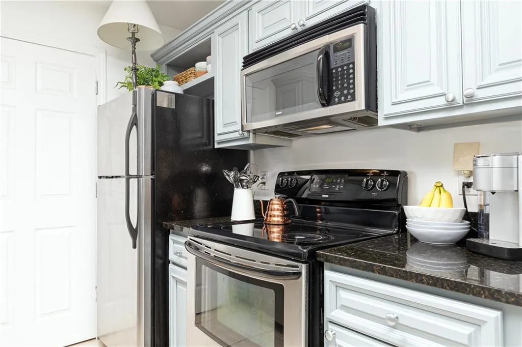 8204 Santa Fe Parkway, Atlanta, Georgia 30350, 2 Bedrooms Bedrooms, ,2 BathroomsBathrooms,Residential,Sold,8204 Santa Fe Parkway,7174040