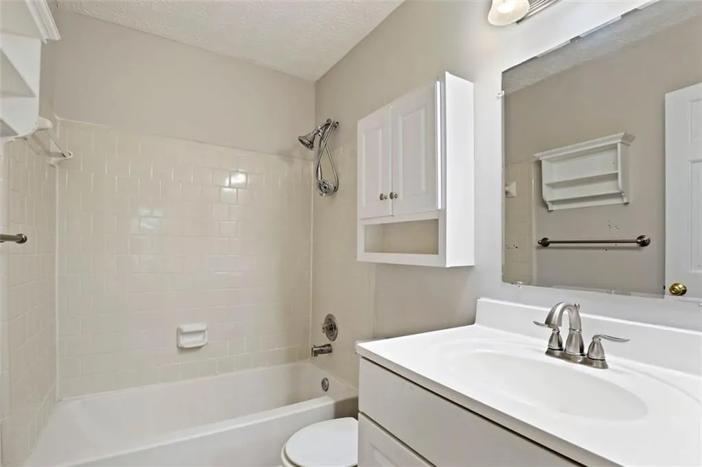507 Wedgewood Way, Sandy Springs, Georgia 30350, 2 Bedrooms Bedrooms, ,2 BathroomsBathrooms,Residential,Sold,507 Wedgewood Way,6885741