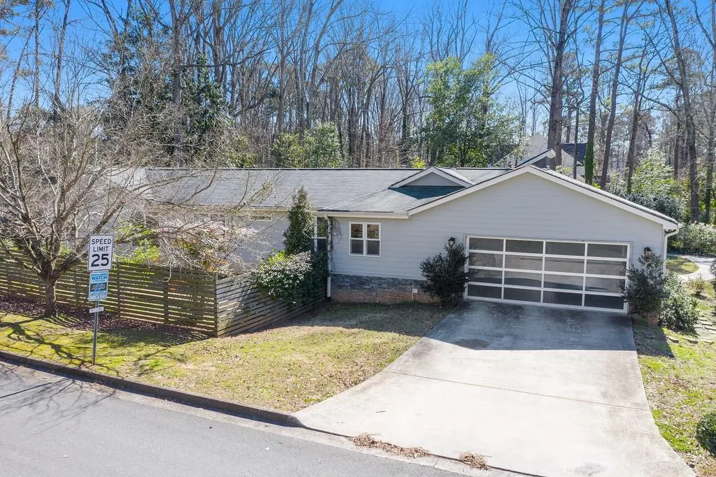 6445 Long Island Drive Nw, Atlanta, Georgia 30328, 5 Bedrooms Bedrooms, ,3 BathroomsBathrooms,Residential,Sold,6445 Long Island Drive Nw,6843753