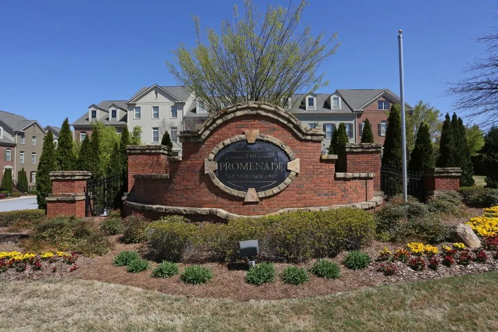 855 Perennial Drive Unit 101, Atlanta, Georgia 30328, 2 Bedrooms Bedrooms, ,2 BathroomsBathrooms,Residential,Sold,855 Perennial Drive Unit 101,5664289