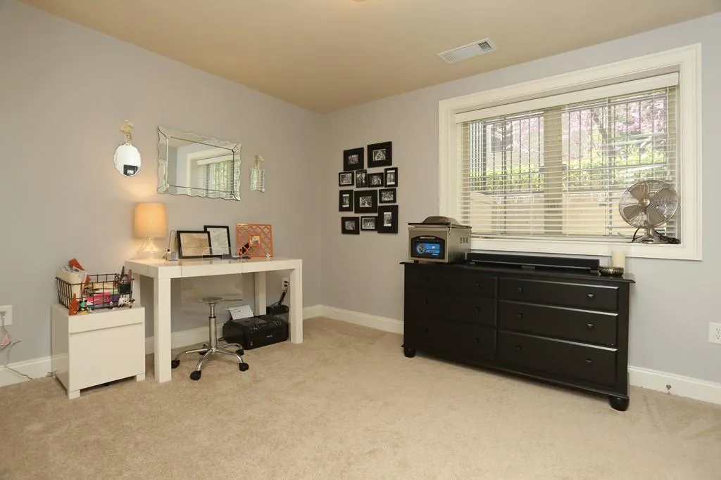 855 Perennial Drive Unit 101, Atlanta, Georgia 30328, 2 Bedrooms Bedrooms, ,2 BathroomsBathrooms,Residential,Sold,855 Perennial Drive Unit 101,5664289