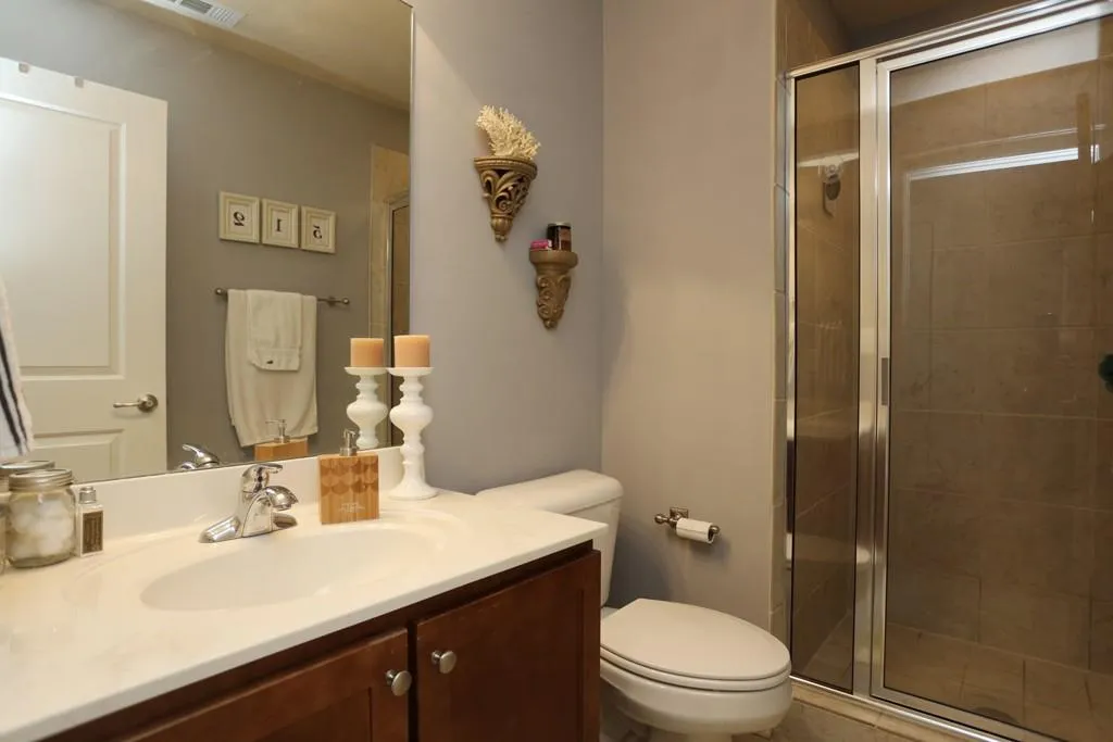 855 Perennial Drive Unit 101, Atlanta, Georgia 30328, 2 Bedrooms Bedrooms, ,2 BathroomsBathrooms,Residential,Sold,855 Perennial Drive Unit 101,5664289