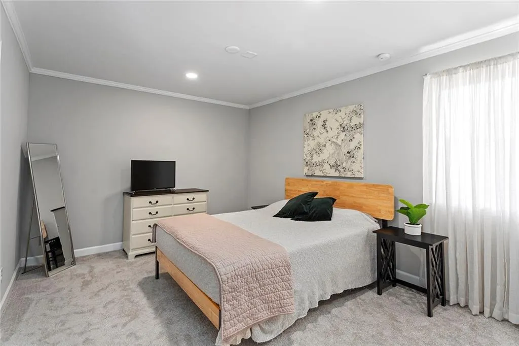 346 Carpenter Drive Unit 55, Atlanta, Georgia 30328, 2 Bedrooms Bedrooms, ,2 BathroomsBathrooms,Residential,Sold,346 Carpenter Drive Unit 55,7079103