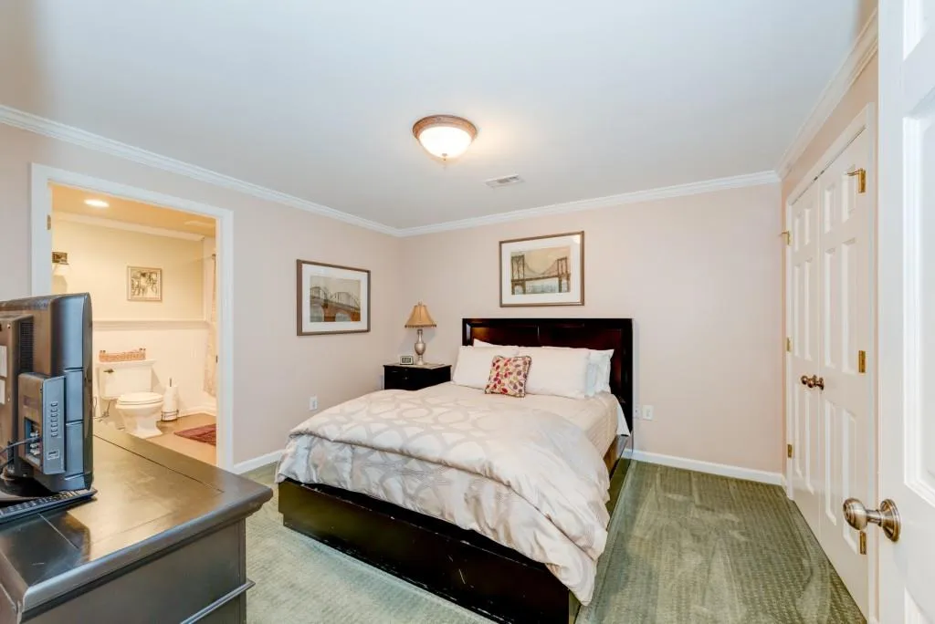 395 Highbrook Drive, Atlanta, Georgia 30342, 4 Bedrooms Bedrooms, ,3 BathroomsBathrooms,Residential,Sold,395 Highbrook Drive,5816749