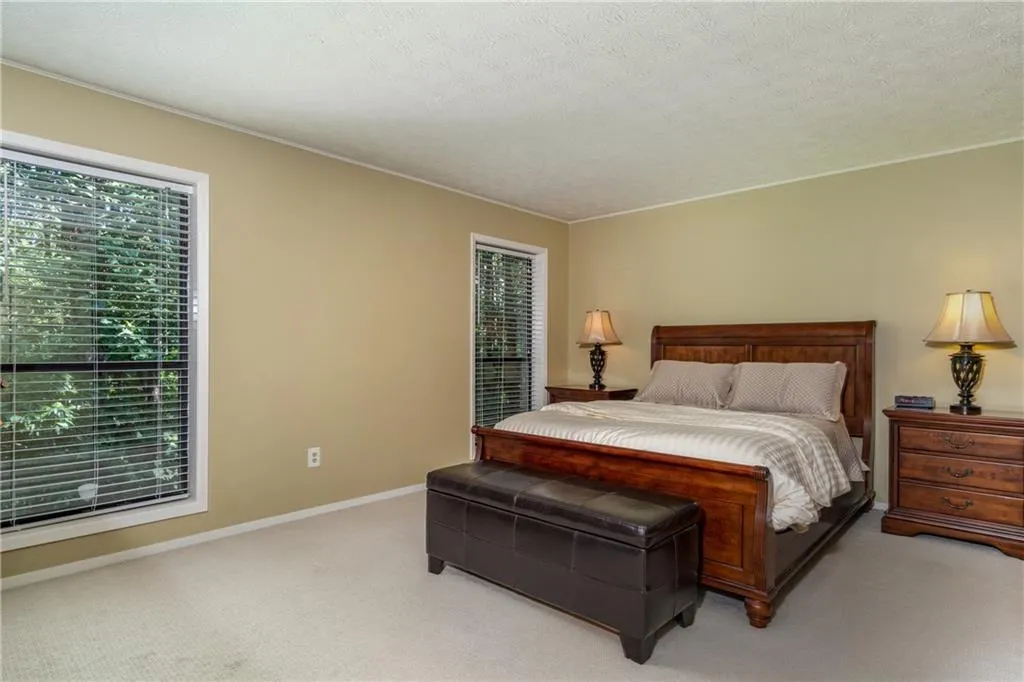 304 Woodcliff Drive Unit 304, Sandy Springs, Georgia 30350, 1 Bedroom Bedrooms, ,1 BathroomBathrooms,Residential,Sold,304 Woodcliff Drive Unit 304,6603598