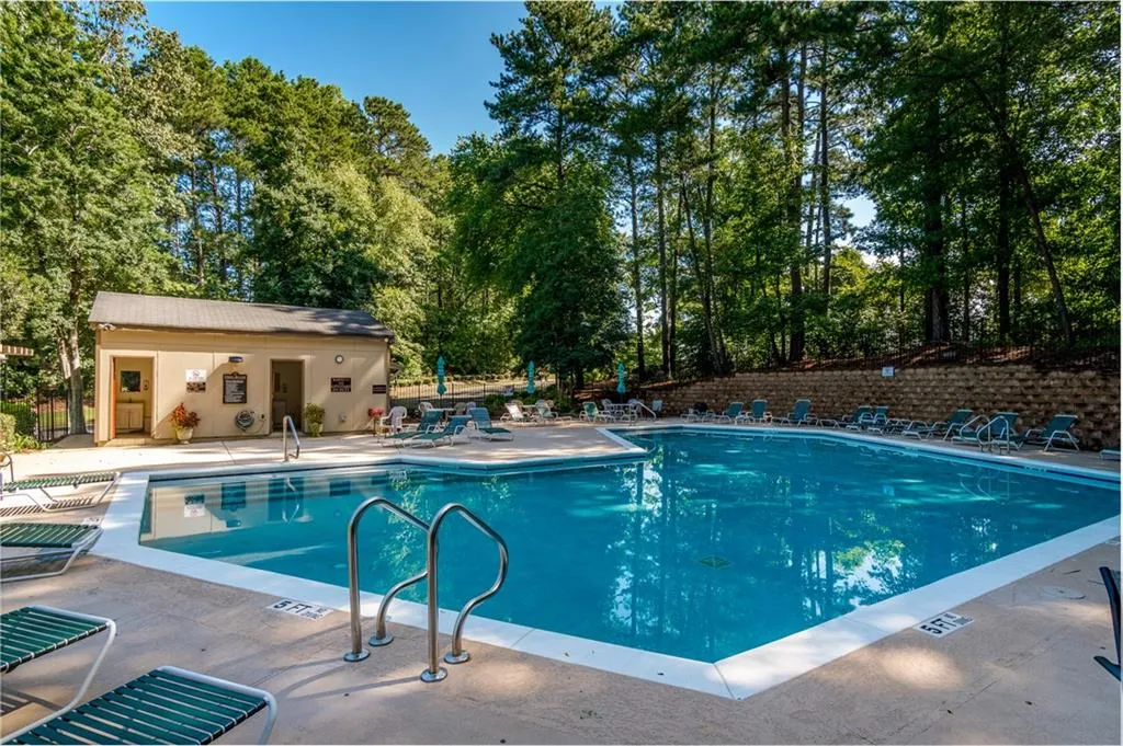 304 Woodcliff Drive Unit 304, Sandy Springs, Georgia 30350, 1 Bedroom Bedrooms, ,1 BathroomBathrooms,Residential,Sold,304 Woodcliff Drive Unit 304,6603598