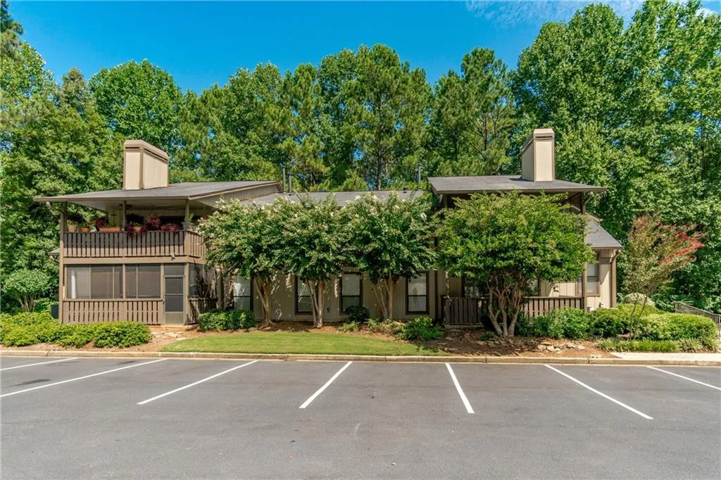 304 Woodcliff Drive Unit 304, Sandy Springs, Georgia 30350, 1 Bedroom Bedrooms, ,1 BathroomBathrooms,Residential,Sold,304 Woodcliff Drive Unit 304,6603598