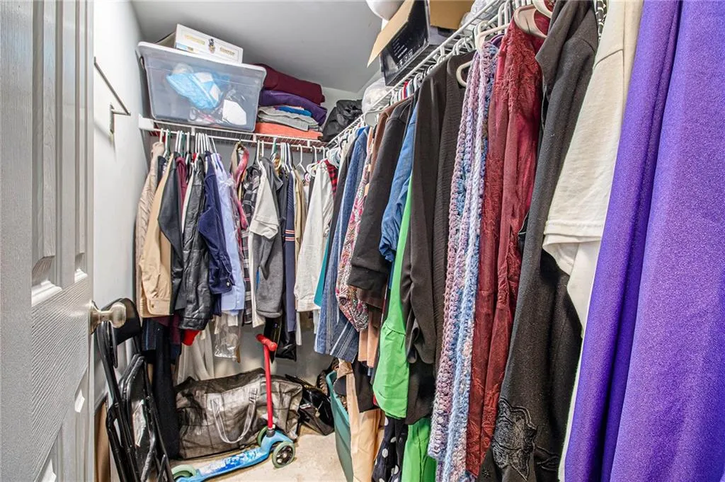 795 Hammond Drive Unit 206, Atlanta, Georgia 30328, 2 Bedrooms Bedrooms, ,1 BathroomBathrooms,Residential,For Sale,795 Hammond Drive Unit 206,7681493