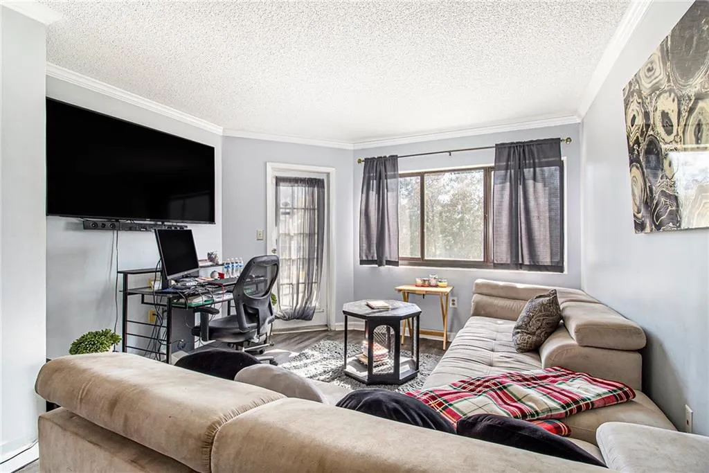 795 Hammond Drive Unit 206, Atlanta, Georgia 30328, 2 Bedrooms Bedrooms, ,1 BathroomBathrooms,Residential,For Sale,795 Hammond Drive Unit 206,7681493