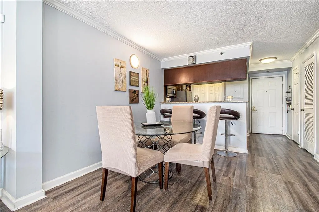 795 Hammond Drive Unit 206, Atlanta, Georgia 30328, 2 Bedrooms Bedrooms, ,1 BathroomBathrooms,Residential,For Sale,795 Hammond Drive Unit 206,7681493