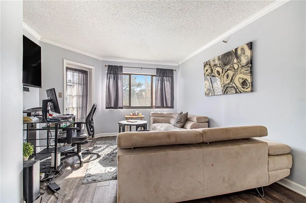 795 Hammond Drive Unit 206, Atlanta, Georgia 30328, 2 Bedrooms Bedrooms, ,1 BathroomBathrooms,Residential,For Sale,795 Hammond Drive Unit 206,7681493