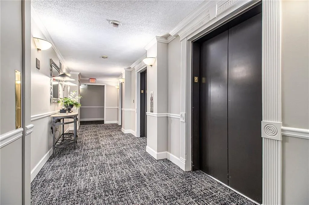 795 Hammond Drive Unit 206, Atlanta, Georgia 30328, 2 Bedrooms Bedrooms, ,1 BathroomBathrooms,Residential,For Sale,795 Hammond Drive Unit 206,7681493