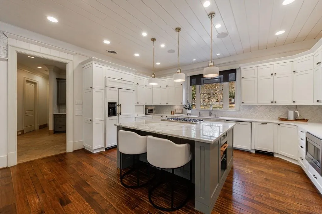 4500 Powers Ferry Road, Atlanta, Georgia 30327, 6 Bedrooms Bedrooms, 0 ,7 BathroomsBathrooms,Residential,For Sale,4500 Powers Ferry Road,7708644