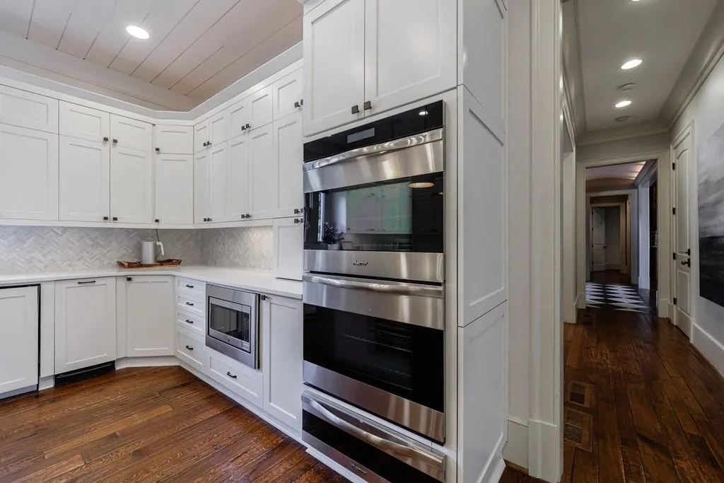 4500 Powers Ferry Road, Atlanta, Georgia 30327, 6 Bedrooms Bedrooms, 0 ,7 BathroomsBathrooms,Residential,For Sale,4500 Powers Ferry Road,7708644