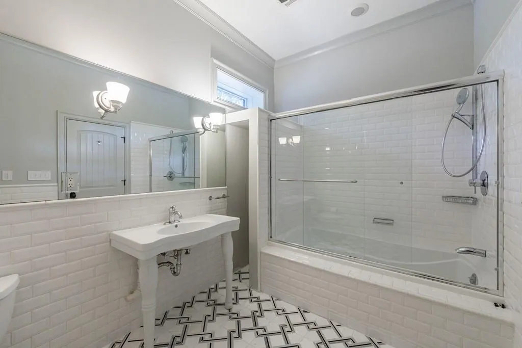 4500 Powers Ferry Road, Atlanta, Georgia 30327, 6 Bedrooms Bedrooms, 0 ,7 BathroomsBathrooms,Residential,For Sale,4500 Powers Ferry Road,7708644