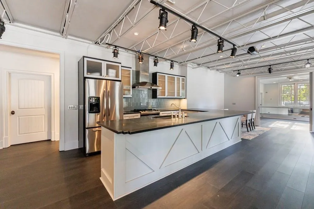 4500 Powers Ferry Road, Atlanta, Georgia 30327, 6 Bedrooms Bedrooms, 0 ,7 BathroomsBathrooms,Residential,For Sale,4500 Powers Ferry Road,7708644