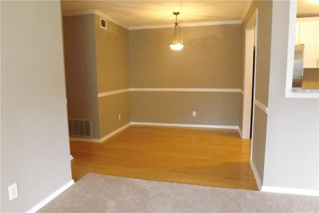 710 Gettysburg Place, Sandy Springs, Georgia 30350, 2 Bedrooms Bedrooms, ,1 BathroomBathrooms,Residential,Sold,710 Gettysburg Place,5636523