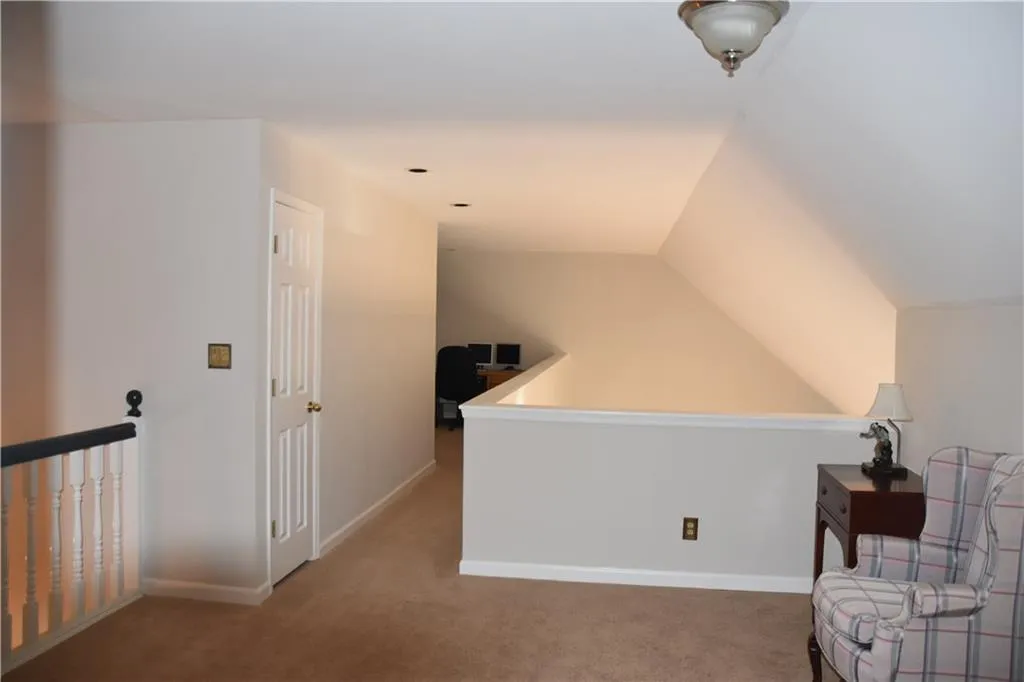 7375 Talbot Colony, Sandy Springs, Georgia 30328, 3 Bedrooms Bedrooms, ,3 BathroomsBathrooms,Residential,Sold,7375 Talbot Colony,6063068