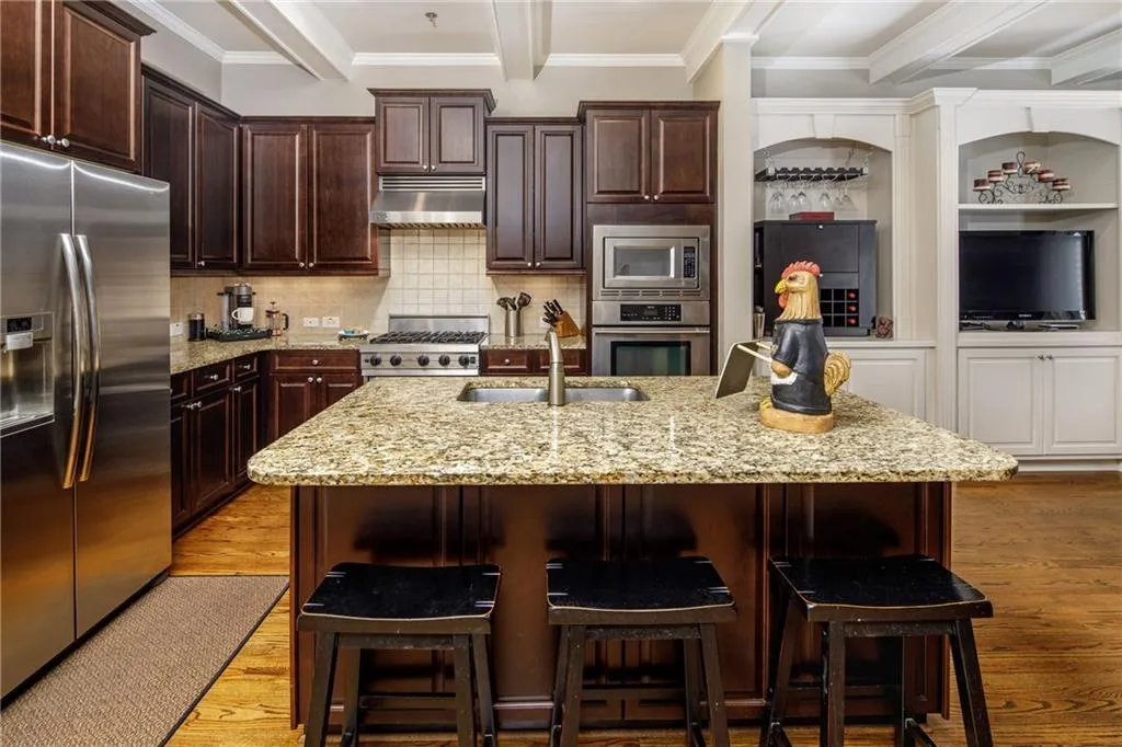 686 Lockton Place, Sandy Springs, Georgia 30342, 4 Bedrooms Bedrooms, ,4 BathroomsBathrooms,Residential,Sold,686 Lockton Place,5969385