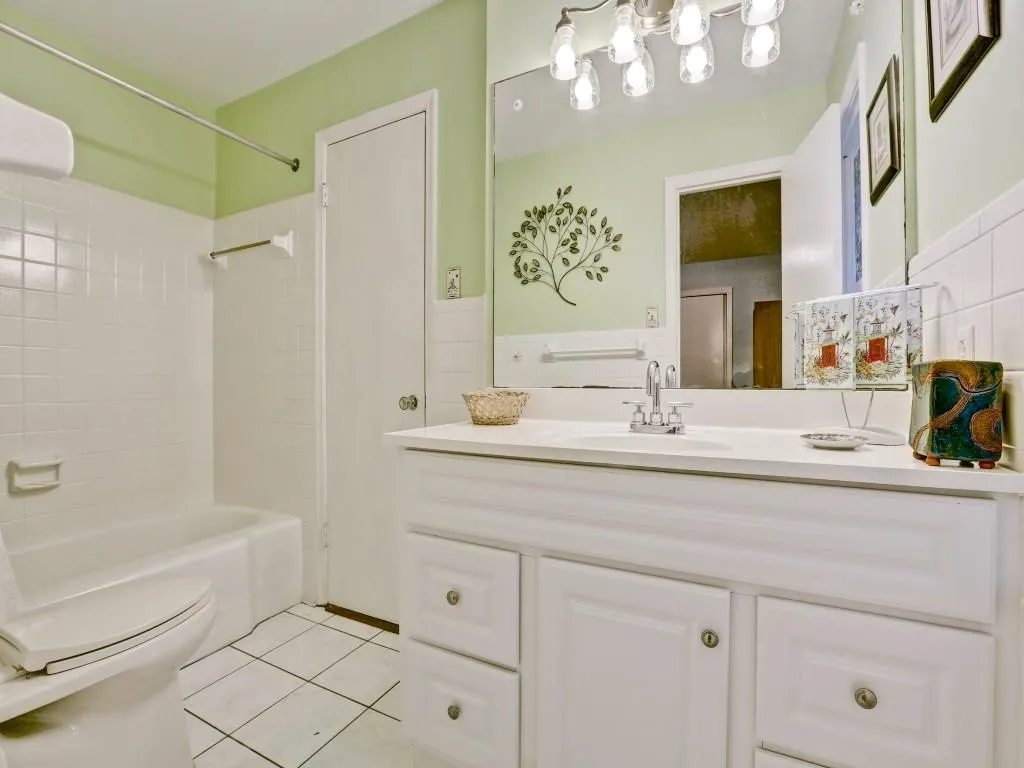 375 Elden Drive, Sandy Springs, Georgia 30342, 3 Bedrooms Bedrooms, ,2 BathroomsBathrooms,Residential,Sold,375 Elden Drive,5867749