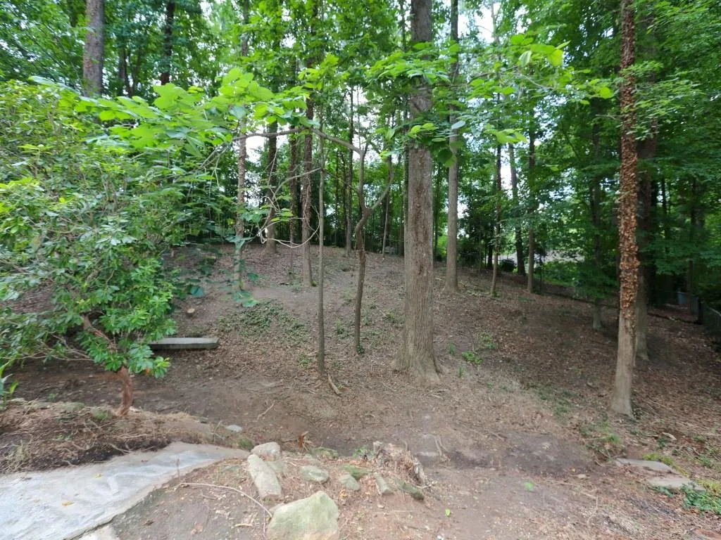 375 Elden Drive, Sandy Springs, Georgia 30342, 3 Bedrooms Bedrooms, ,2 BathroomsBathrooms,Residential,Sold,375 Elden Drive,5867749