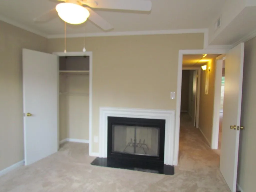 5400 Roswell Road Unit P-6, Atlanta, Georgia 30342, 2 Bedrooms Bedrooms, ,1 BathroomBathrooms,Residential,Sold,5400 Roswell Road Unit P-6,5732938