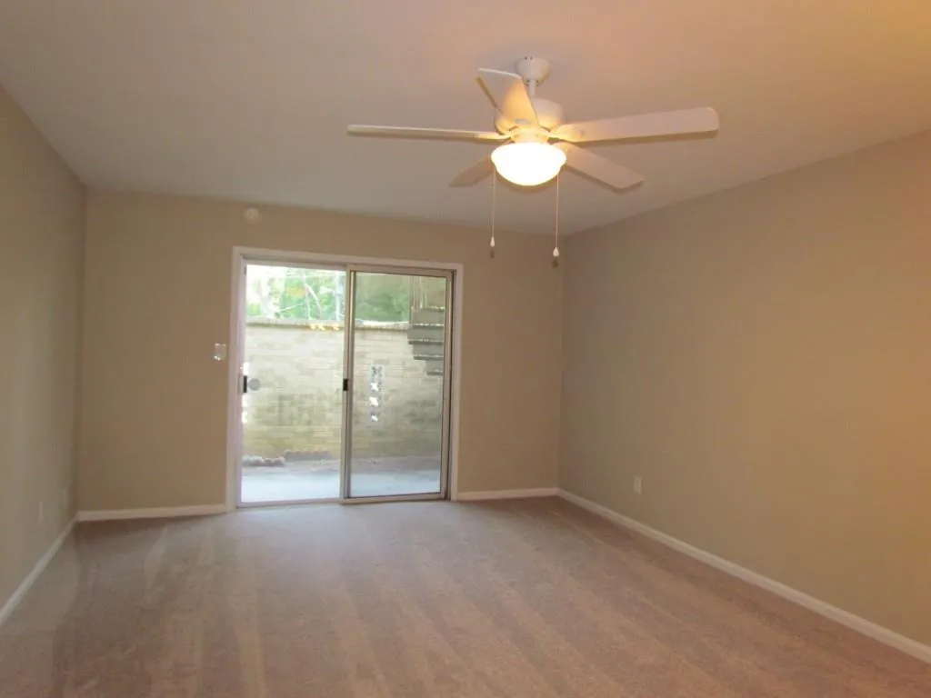 5400 Roswell Road Unit P-6, Atlanta, Georgia 30342, 2 Bedrooms Bedrooms, ,1 BathroomBathrooms,Residential,Sold,5400 Roswell Road Unit P-6,5732938