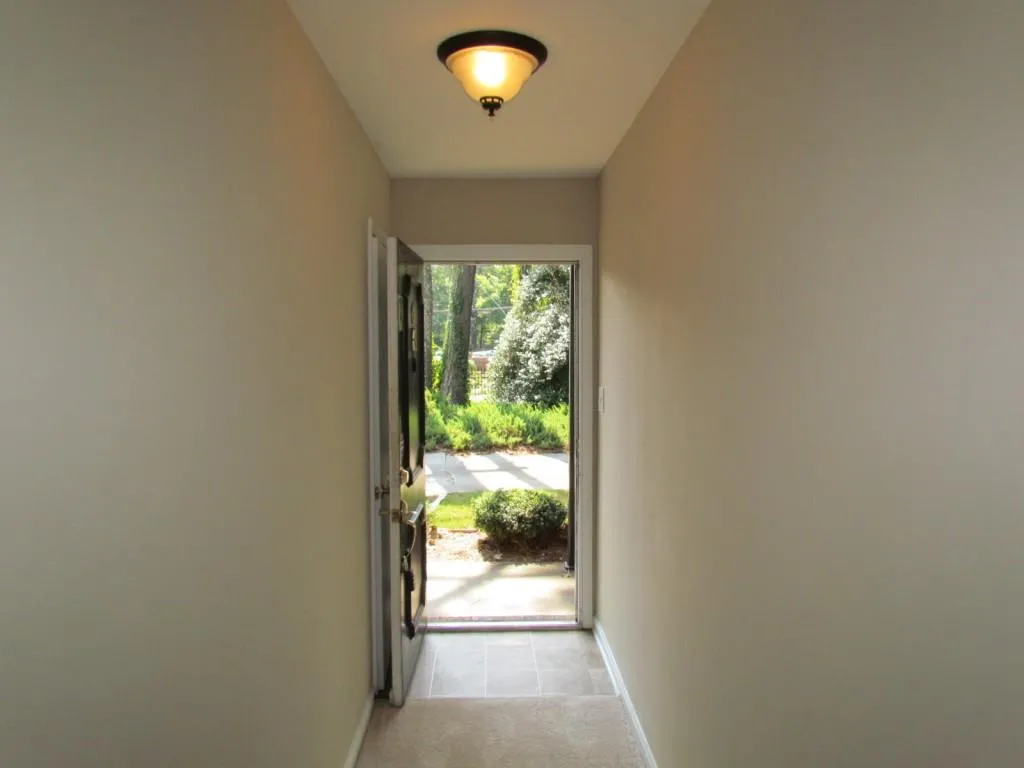 5400 Roswell Road Unit P-6, Atlanta, Georgia 30342, 2 Bedrooms Bedrooms, ,1 BathroomBathrooms,Residential,Sold,5400 Roswell Road Unit P-6,5732938