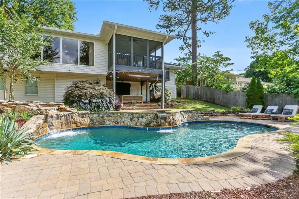 95 Silverwood Road, Sandy Springs, Georgia 30342, 4 Bedrooms Bedrooms, ,3 BathroomsBathrooms,Residential,Sold,95 Silverwood Road,7224540