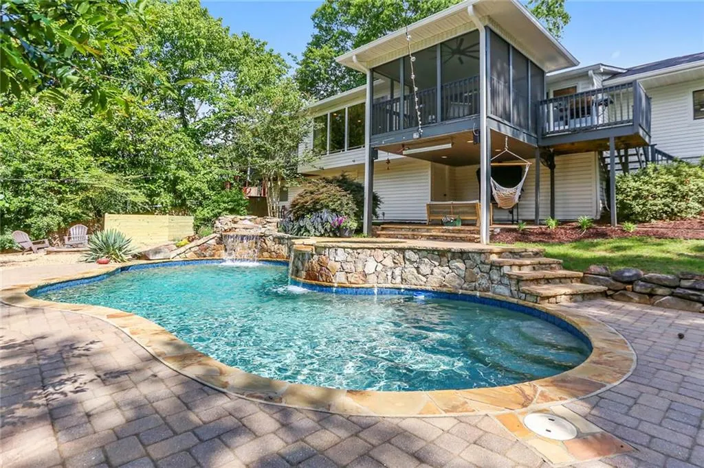 95 Silverwood Road, Sandy Springs, Georgia 30342, 4 Bedrooms Bedrooms, ,3 BathroomsBathrooms,Residential,Sold,95 Silverwood Road,7224540