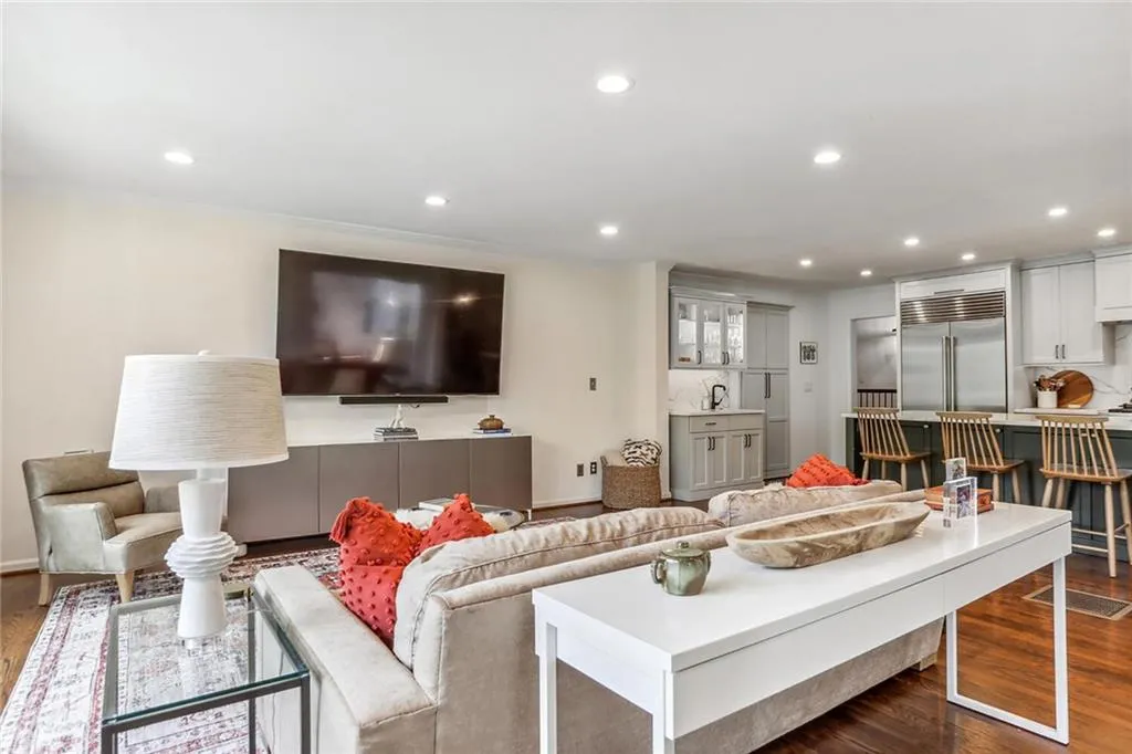 95 Silverwood Road, Sandy Springs, Georgia 30342, 4 Bedrooms Bedrooms, ,3 BathroomsBathrooms,Residential,Sold,95 Silverwood Road,7224540