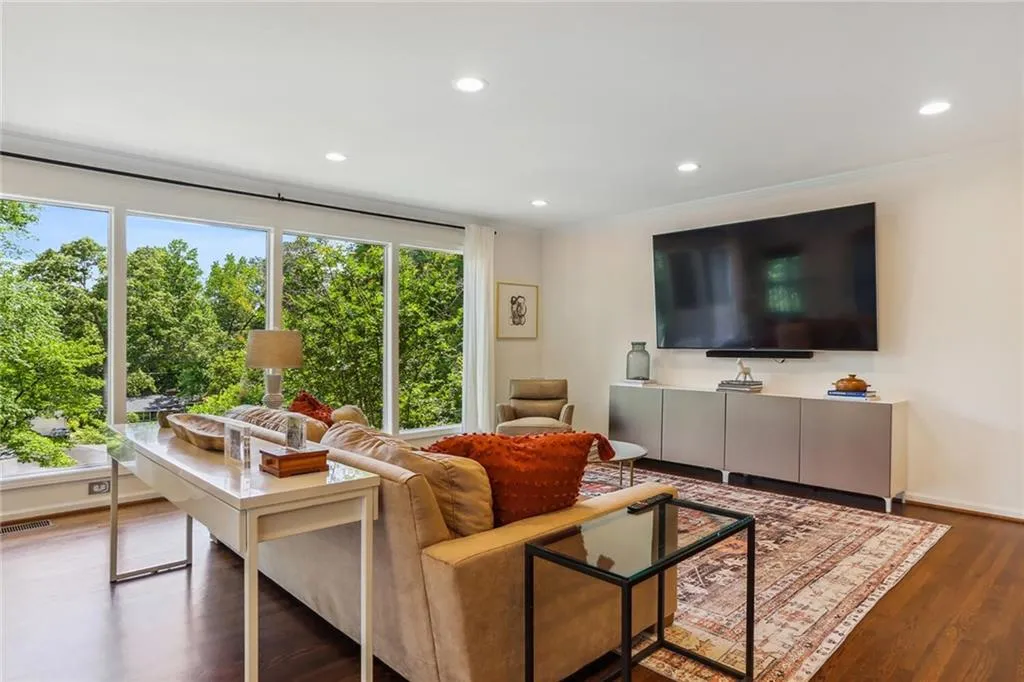 95 Silverwood Road, Sandy Springs, Georgia 30342, 4 Bedrooms Bedrooms, ,3 BathroomsBathrooms,Residential,Sold,95 Silverwood Road,7224540