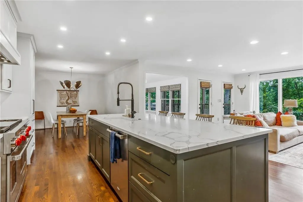 95 Silverwood Road, Sandy Springs, Georgia 30342, 4 Bedrooms Bedrooms, ,3 BathroomsBathrooms,Residential,Sold,95 Silverwood Road,7224540