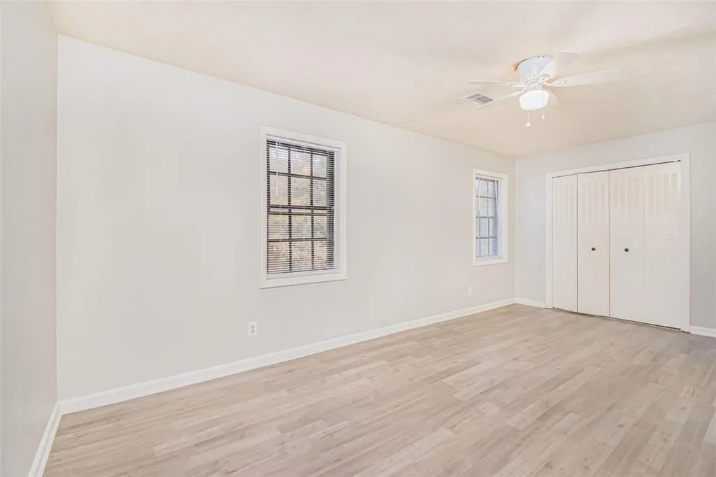 290 Winding River Drive Unit # M, Sandy Springs, Georgia 30350, 2 Bedrooms Bedrooms, ,2 BathroomsBathrooms,Residential,Sold,290 Winding River Drive Unit # M,6980250