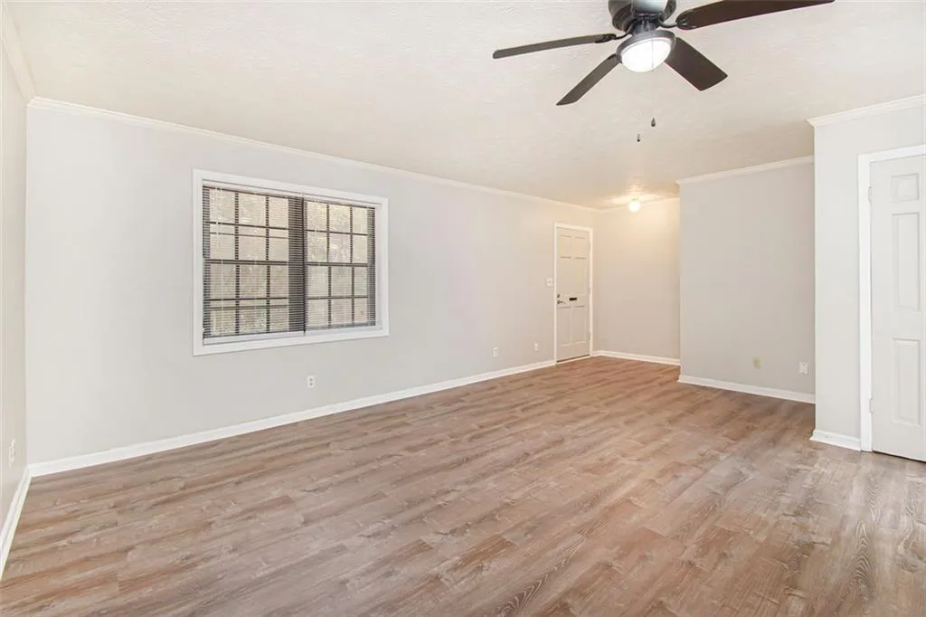 290 Winding River Drive Unit # M, Sandy Springs, Georgia 30350, 2 Bedrooms Bedrooms, ,2 BathroomsBathrooms,Residential,Sold,290 Winding River Drive Unit # M,6980250