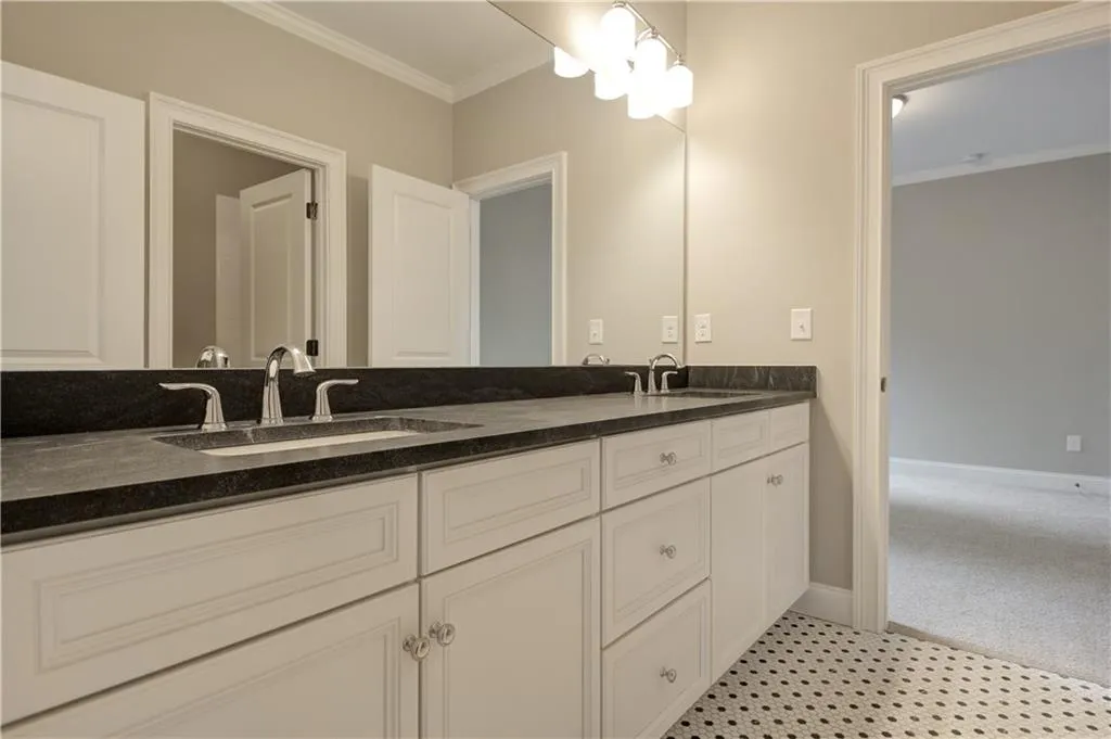 23 Long Island Place, Sandy Springs, Georgia 30328, 4 Bedrooms Bedrooms, ,3 BathroomsBathrooms,Residential,Sold,23 Long Island Place,5667723