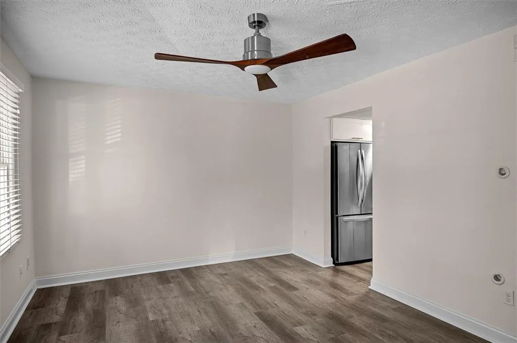 8903 Roberts Drive, Sandy Springs, Georgia 30350, 2 Bedrooms Bedrooms, ,2 BathroomsBathrooms,Residential,Sold,8903 Roberts Drive,7204250