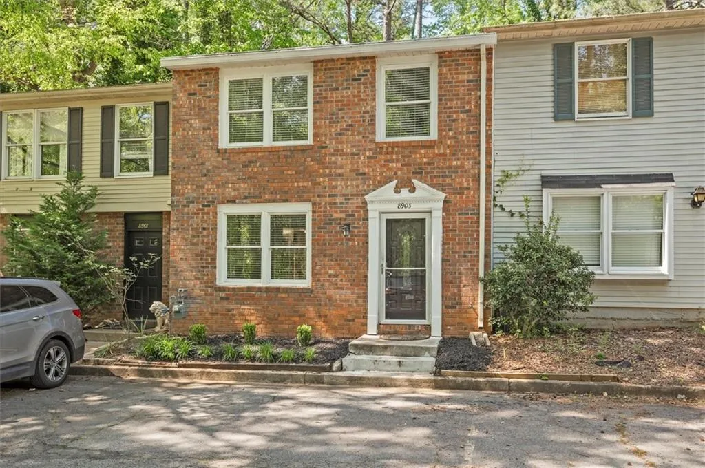 8903 Roberts Drive, Sandy Springs, Georgia 30350, 2 Bedrooms Bedrooms, ,2 BathroomsBathrooms,Residential,Sold,8903 Roberts Drive,7204250