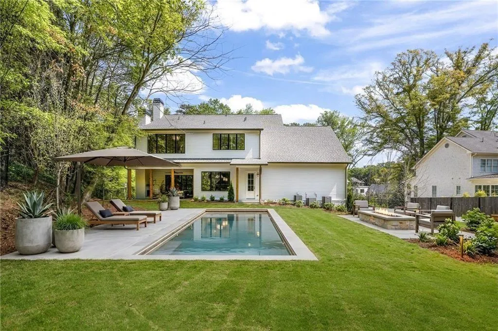Pool rendering image. Pool not currently built,