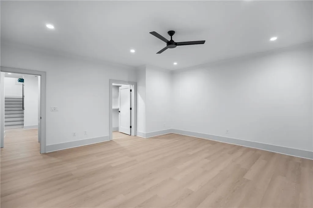 44 Hardeman Road, Atlanta, Georgia 30342, 6 Bedrooms Bedrooms, ,6 BathroomsBathrooms,Residential,For Sale,44 Hardeman Road,7738805