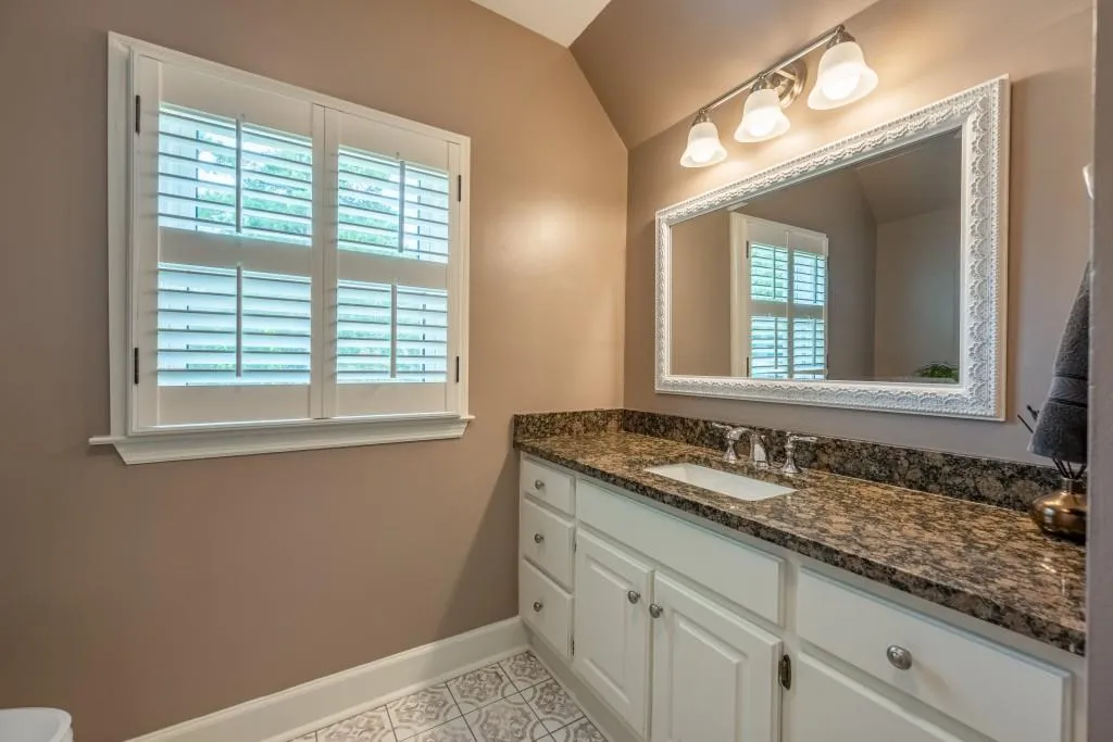 7690 Blandford Place, Sandy Springs, Georgia 30350, 6 Bedrooms Bedrooms, ,5 BathroomsBathrooms,Residential,Sold,7690 Blandford Place,6941847