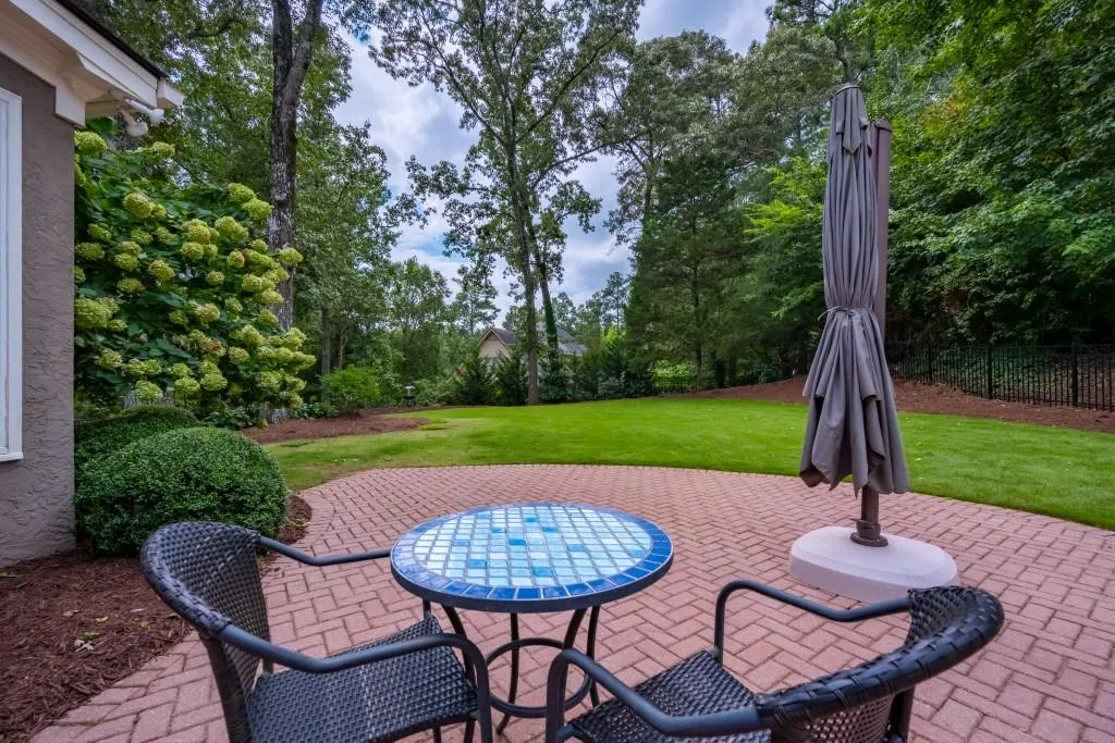 7690 Blandford Place, Sandy Springs, Georgia 30350, 6 Bedrooms Bedrooms, ,5 BathroomsBathrooms,Residential,Sold,7690 Blandford Place,6941847