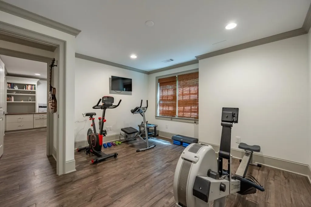 7690 Blandford Place, Sandy Springs, Georgia 30350, 6 Bedrooms Bedrooms, ,5 BathroomsBathrooms,Residential,Sold,7690 Blandford Place,6941847