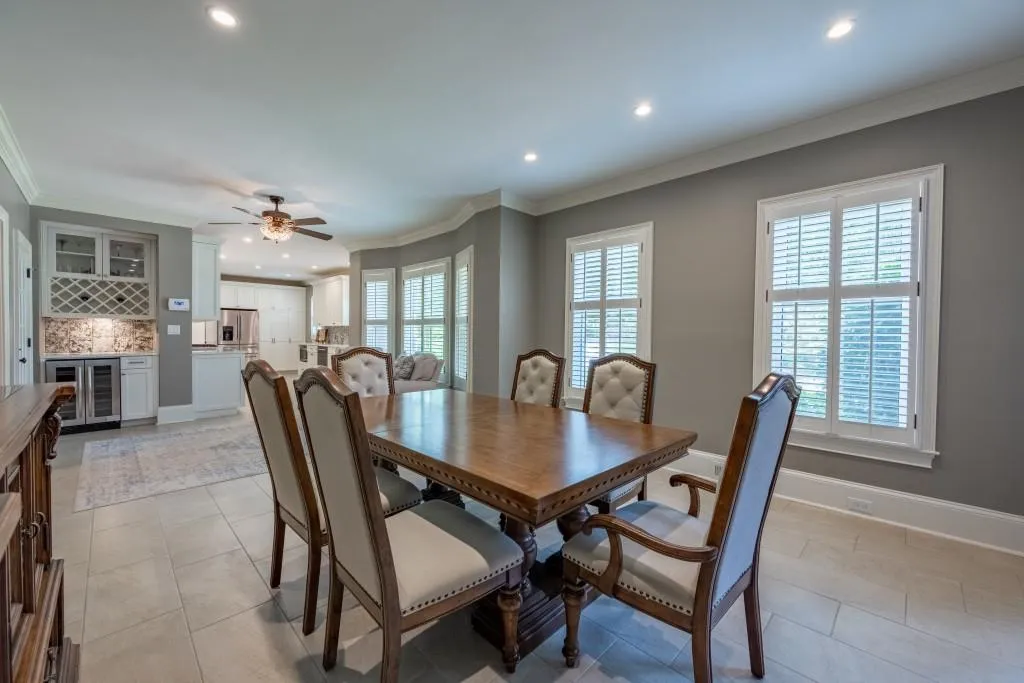 7690 Blandford Place, Sandy Springs, Georgia 30350, 6 Bedrooms Bedrooms, ,5 BathroomsBathrooms,Residential,Sold,7690 Blandford Place,6941847